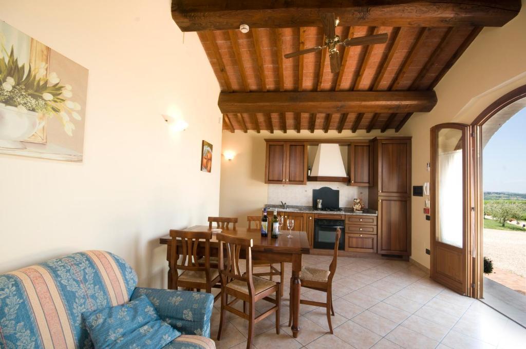 Agriturismo Macinatico サン・ジミニャーノ 部屋 写真
